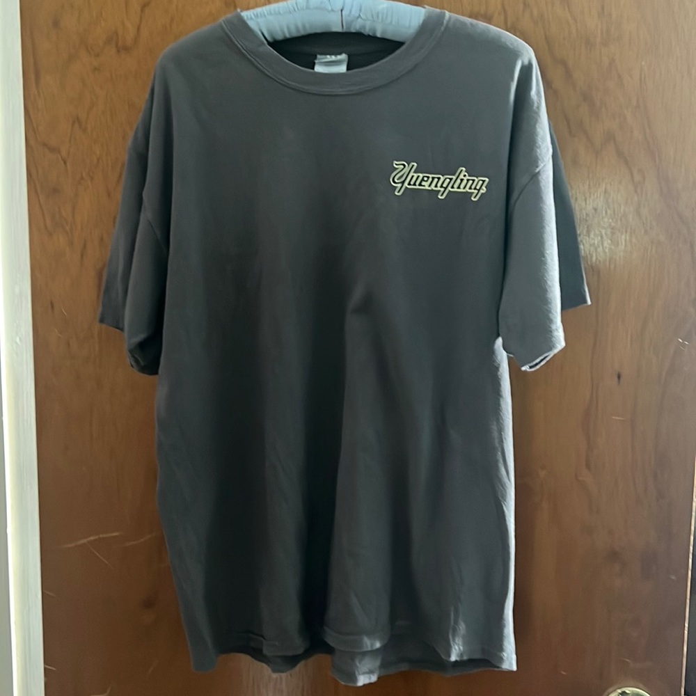 Men’s Yuengling gray tee shirt in large